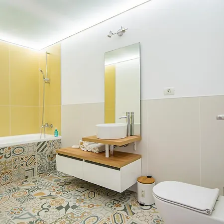 Gooapartments Five Mamaia Nord アパート